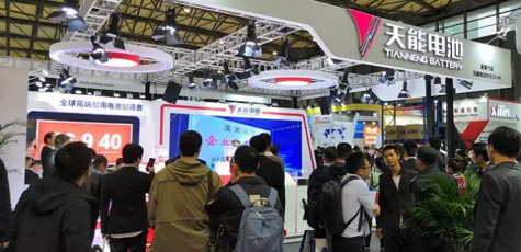 惊艳！雷竞技raybetapp官网登录“黑科技”扎堆亮相上海·2018亚洲物流展